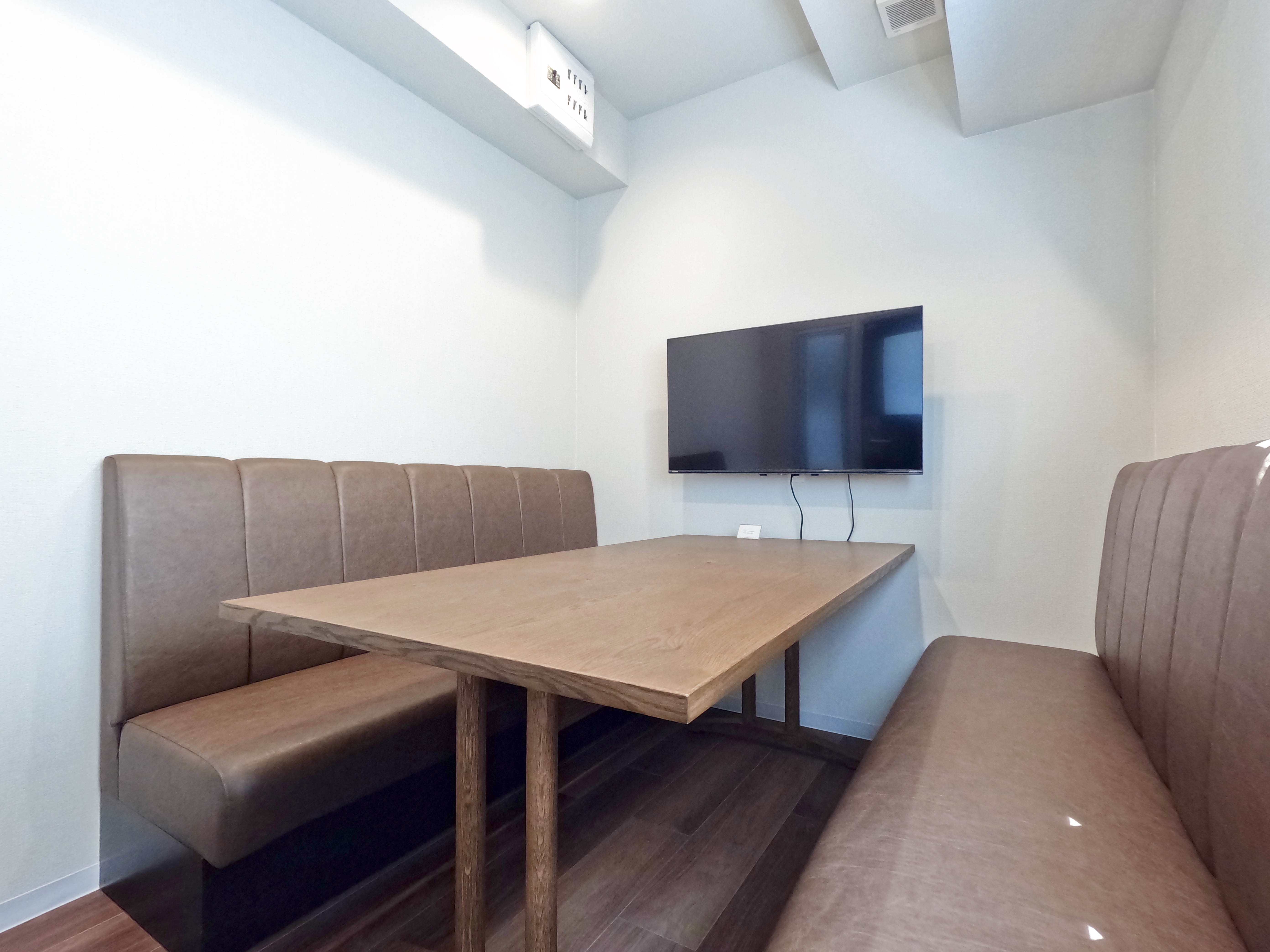 THE HUB 日本橋兜町