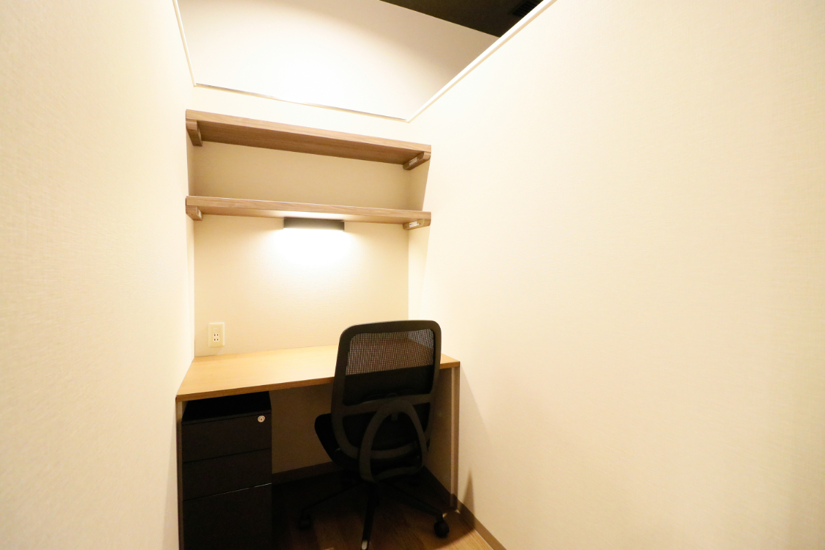 THE HUB 新宿ワシントン