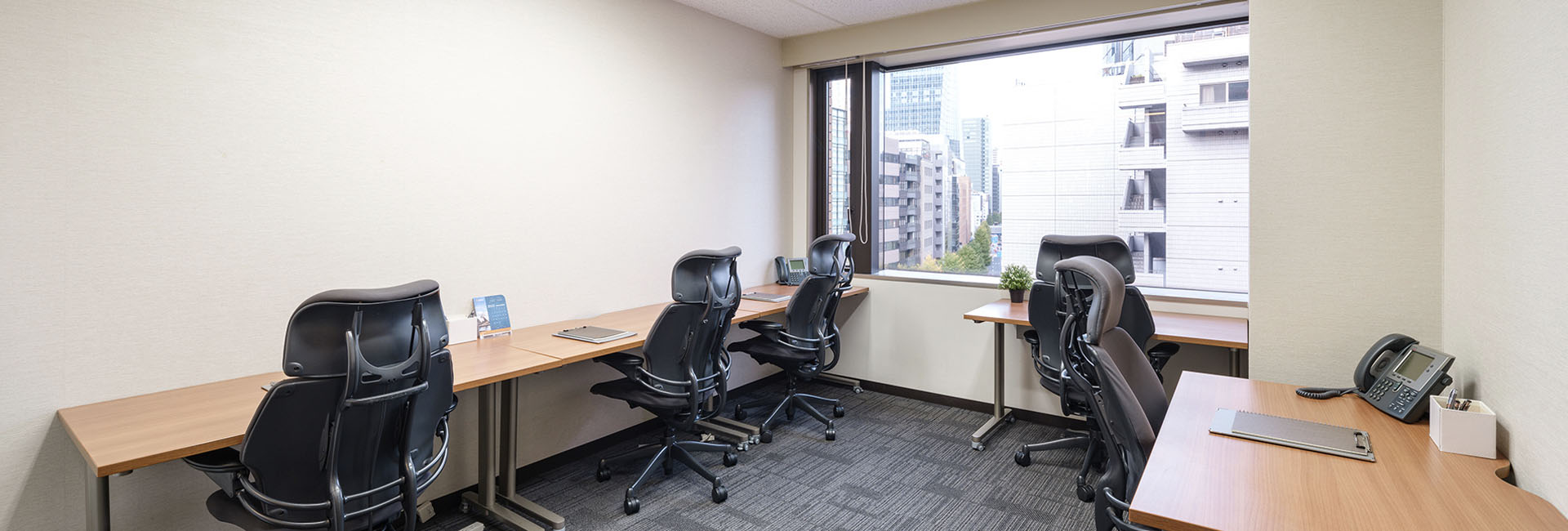 Compass Offices 虎ノ門40MTビル