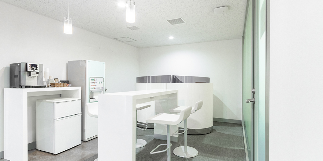 ビジネスラウンジ