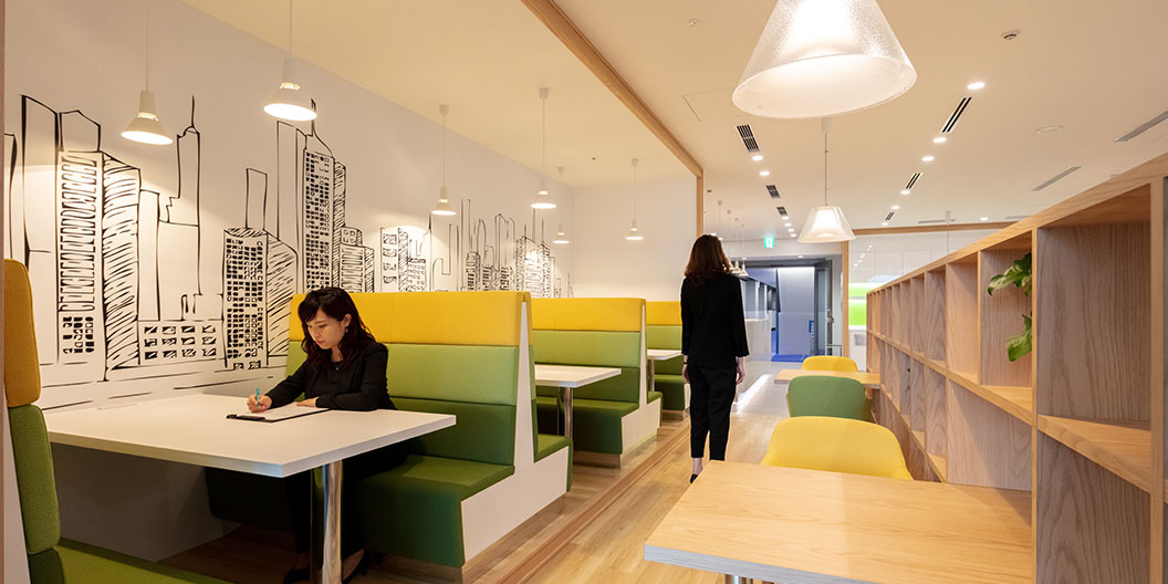 リージャス町田のビジネスラウンジ