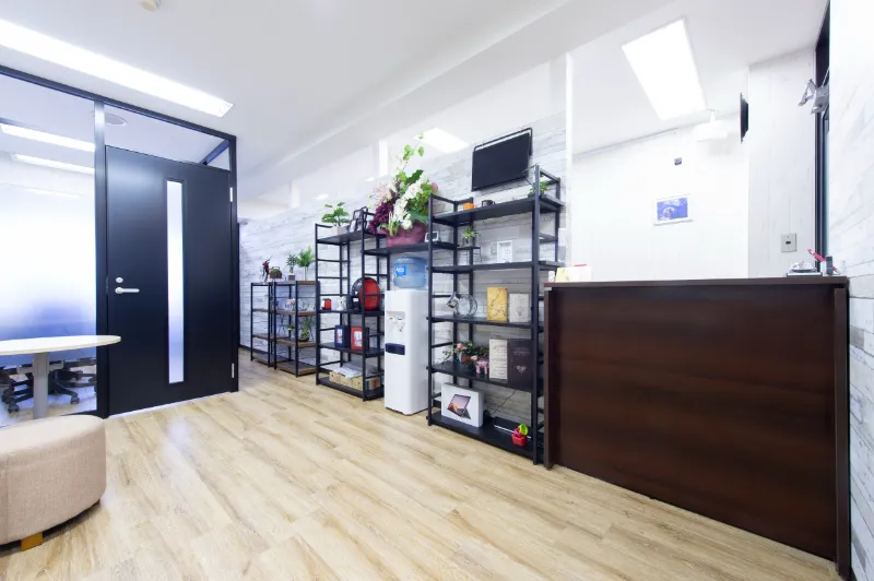 レゾナンス浜松町本店のレゾナンスバーチャルオフィス浜松町本店 受付風景