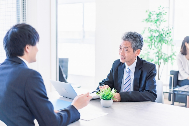 相談している
